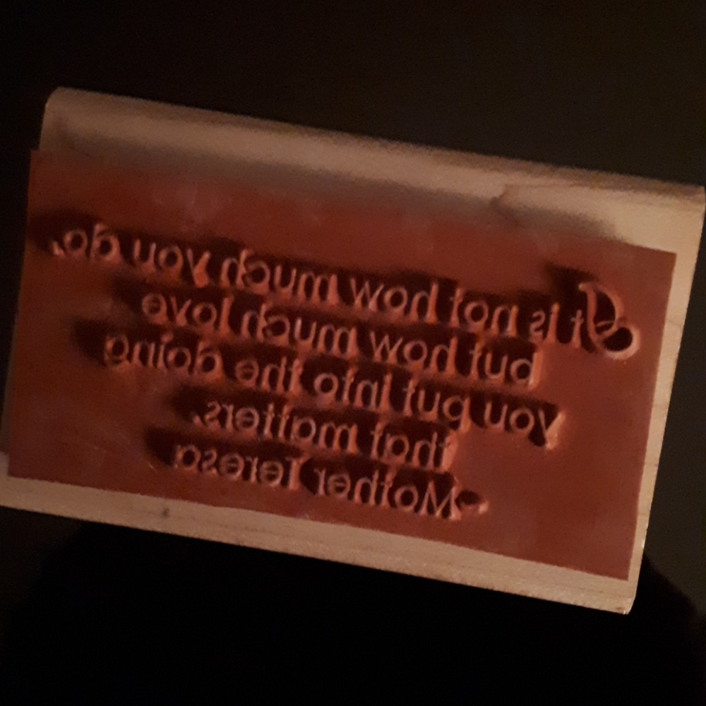 BRAND NEW/UNUSED - Woodem Rubber Stamp - Retired - Picture 2 of 4